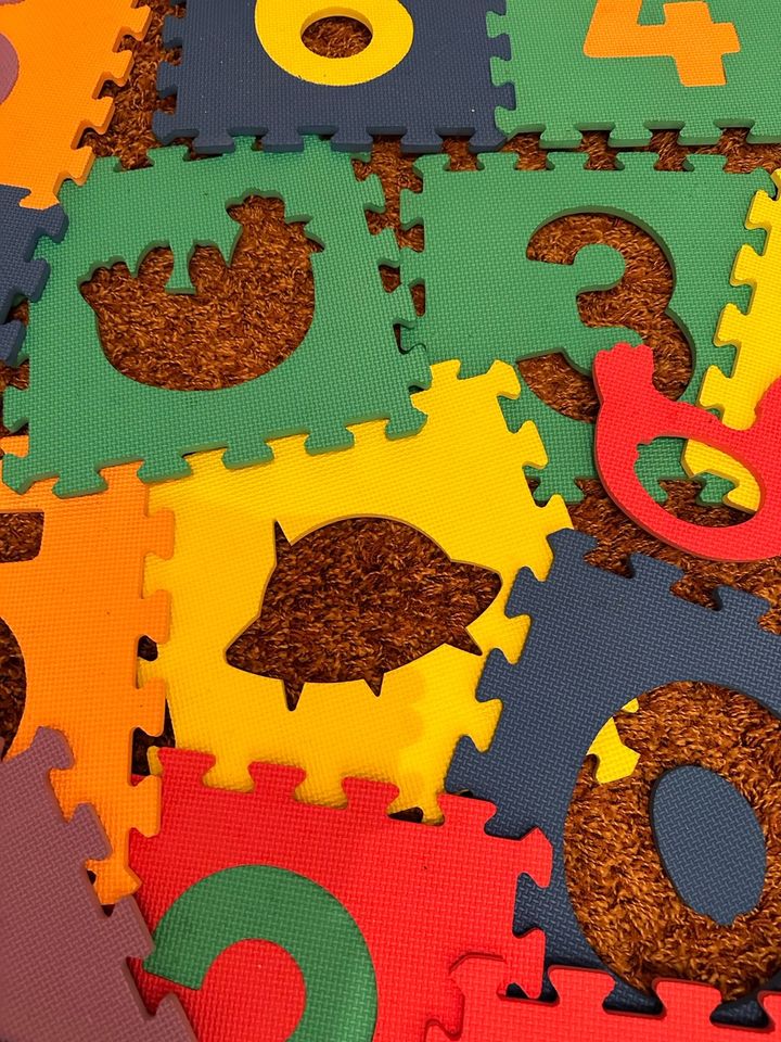 Spielzeug - Puzzleteppich Puzzle Teppich Puzzlematte Matte Kinder in Köwerich