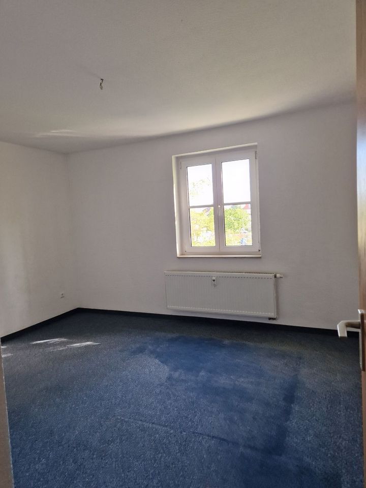 4 Zimmer Wohnung mit Balkon in Erfurt