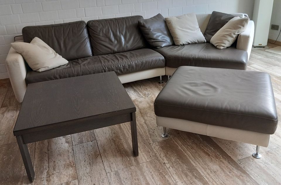 Sofa/Couch aus Leder und Stoff + Hocker + Couchtisch (Rolf Benz) in Göttingen