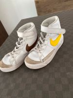 Nike Turnschuhe Kinder Nordrhein-Westfalen - Oberhausen Vorschau