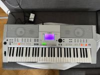 Yamaha Keyboard PSR-S500 mit kaputten Display, mit Tasche München - Schwabing-Freimann Vorschau