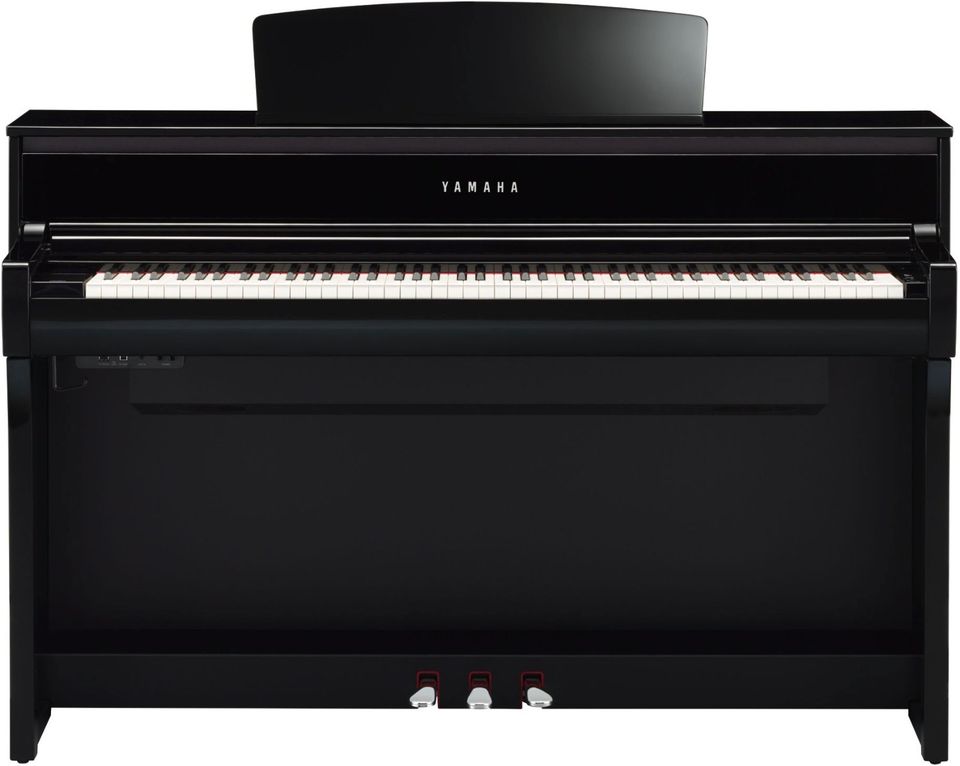 Yamaha CLP-775PE Clavinova Schwarz Hochglanz E-Piano, neu in OVP in Aiterhofen