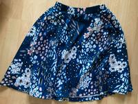 adidas Flower Skirt Rock mit Blumen Dekor blau Gr 32  / XXS (NEU) Hessen - Kriftel Vorschau