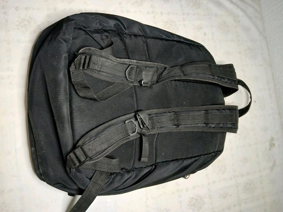 Rucksack schwarz Schulrucksack in Kaarst