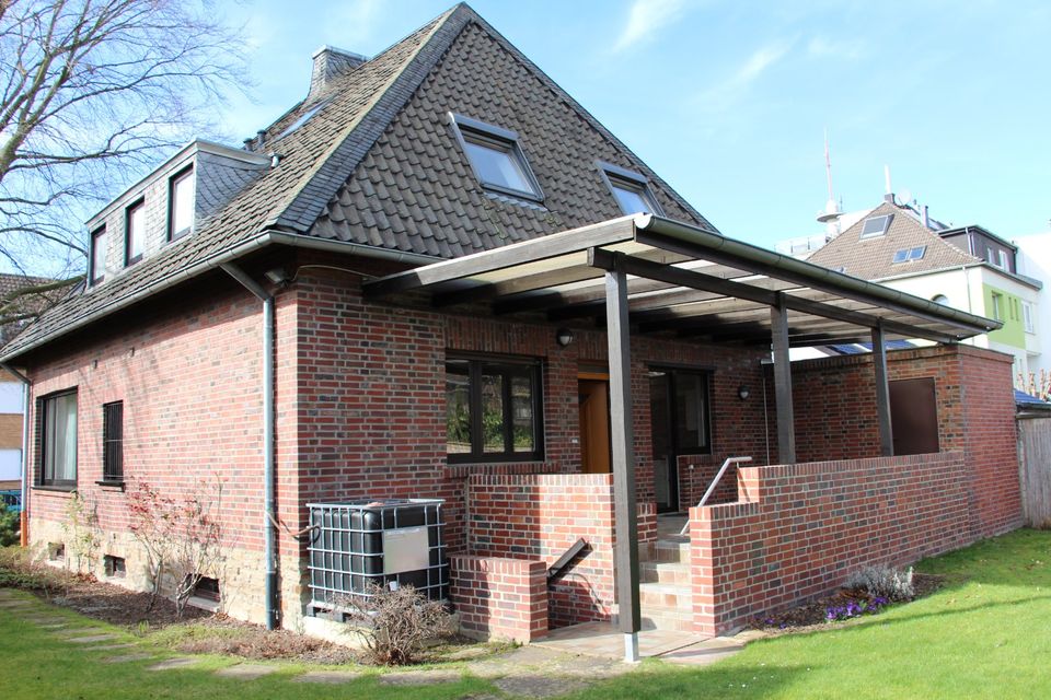Freistehendes Einfamilienhaus im Stadtteil Hardterbroich-Pesch in Mönchengladbach