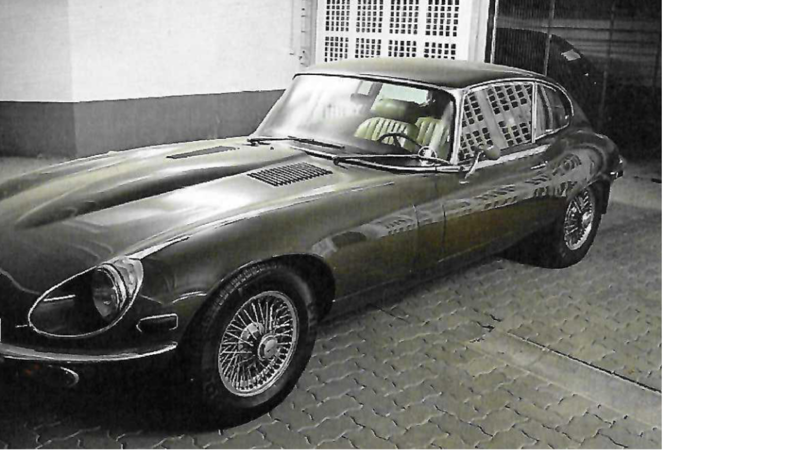 Abbildung des Autos Jaguar E Type V12 Oldtim…