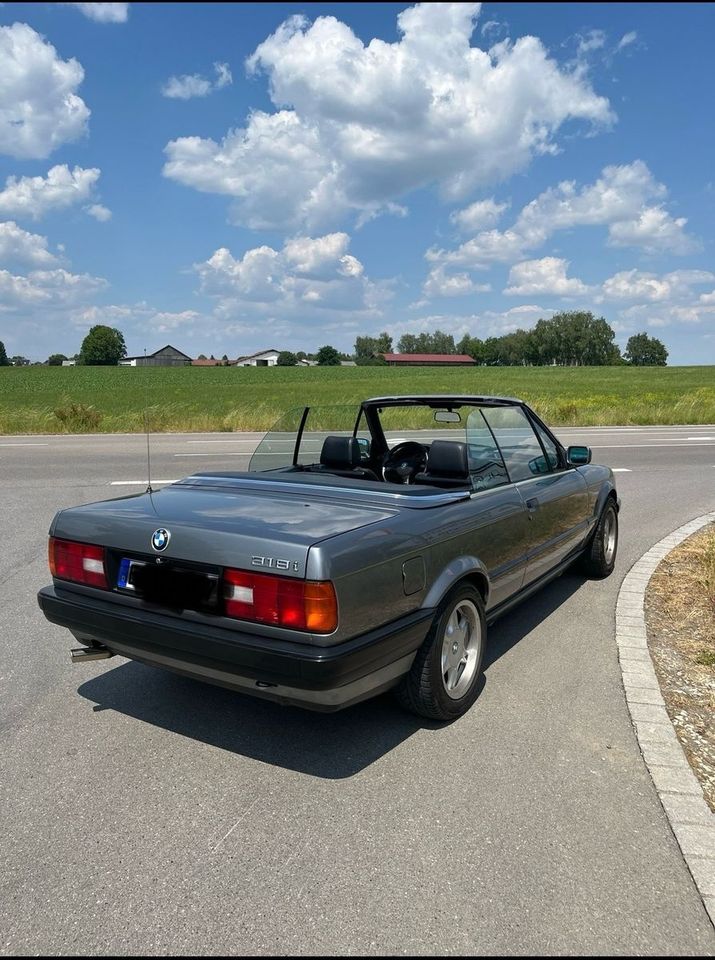 BMW 318i Cabrio E30 * Sommerfahrzeug* in Untermeitingen