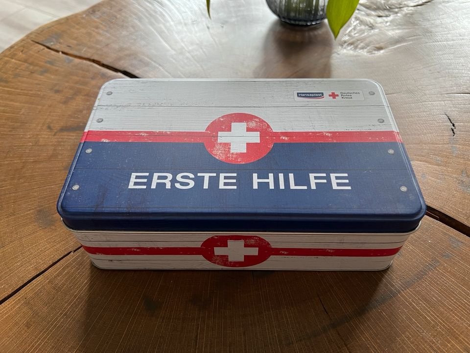 Blechdose Erste Hilfe in Diepenau