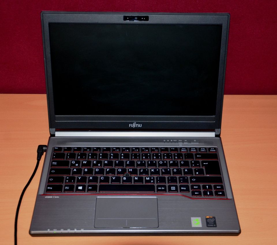 Fujitsu Lifebook E734 i5  4200 M 2,50 GHz 4 GB  320 GB WIN 10 pro in Neuss