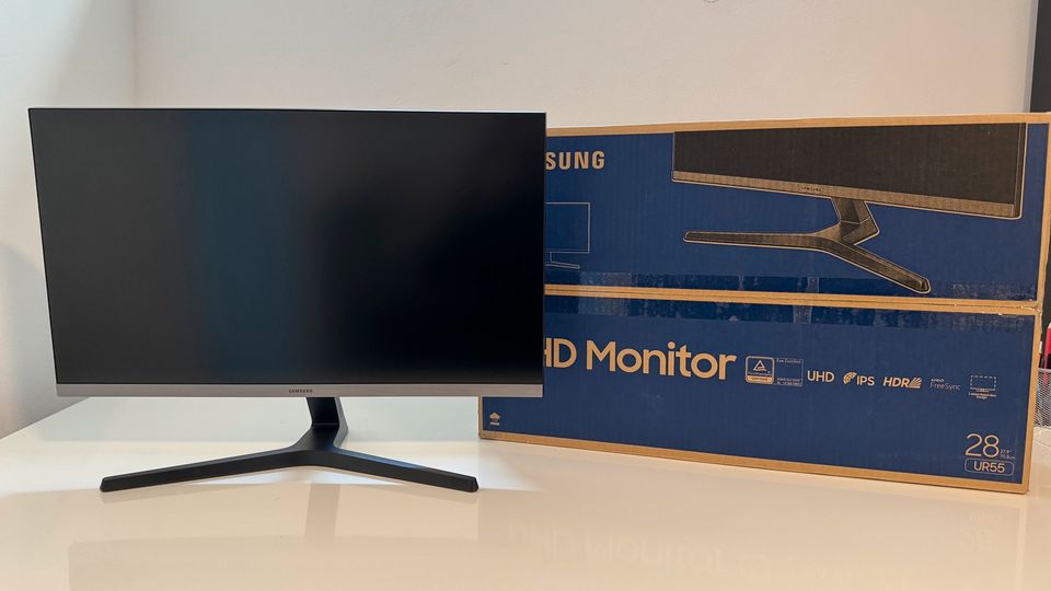 Samsung U28R554UQ zwei Monitore mit Halterung UHD 4k in Dillingen (Saar)
