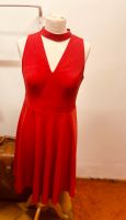 Hochwertiges Heine Kleid rot Abendkleid Größe 38 Hessen - Grünberg Vorschau