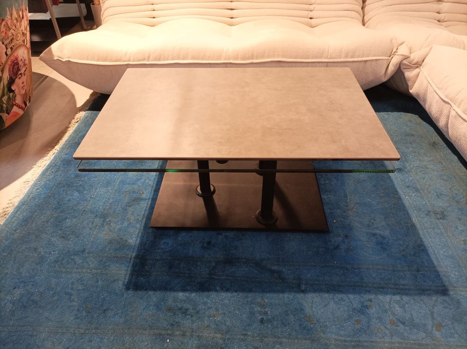 Couchtisch Double Square Glasplatten drehbar Neuware in Pforzheim