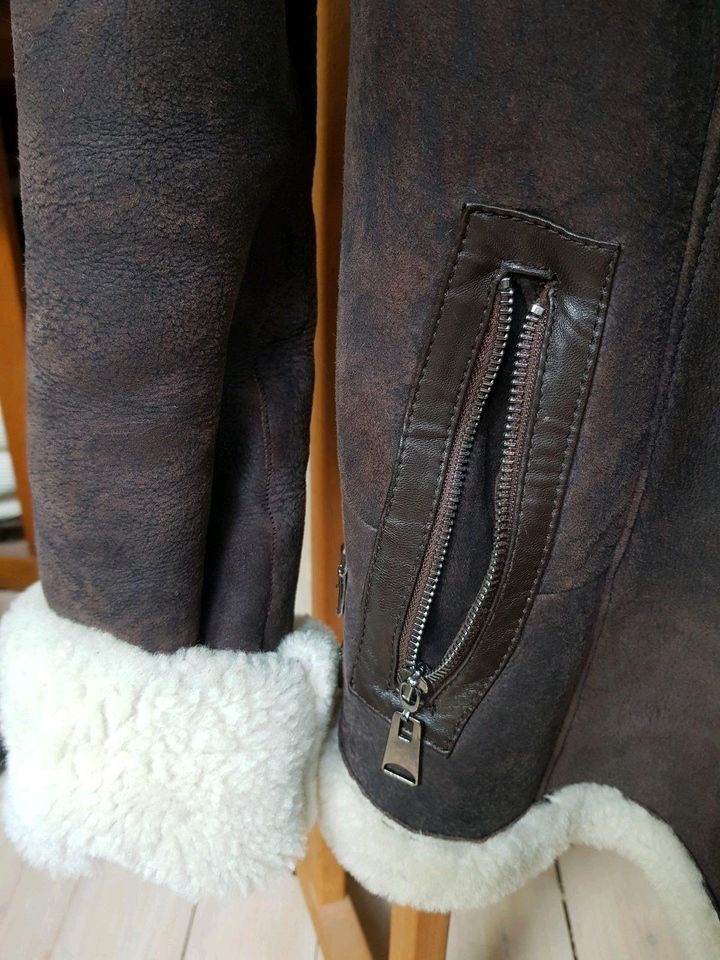 Hochwertige Echtlederjacke mit Schaffelleinsatz Lederjacke in Rehlingen