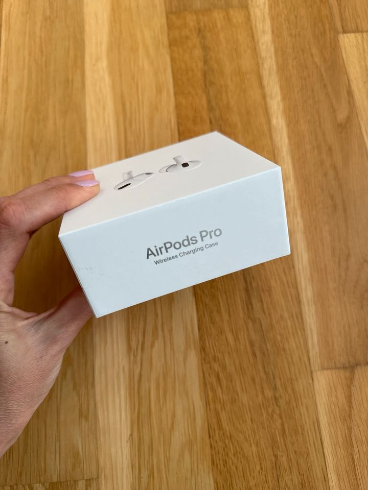 AirPods Pro (1 Generation). in Dresden