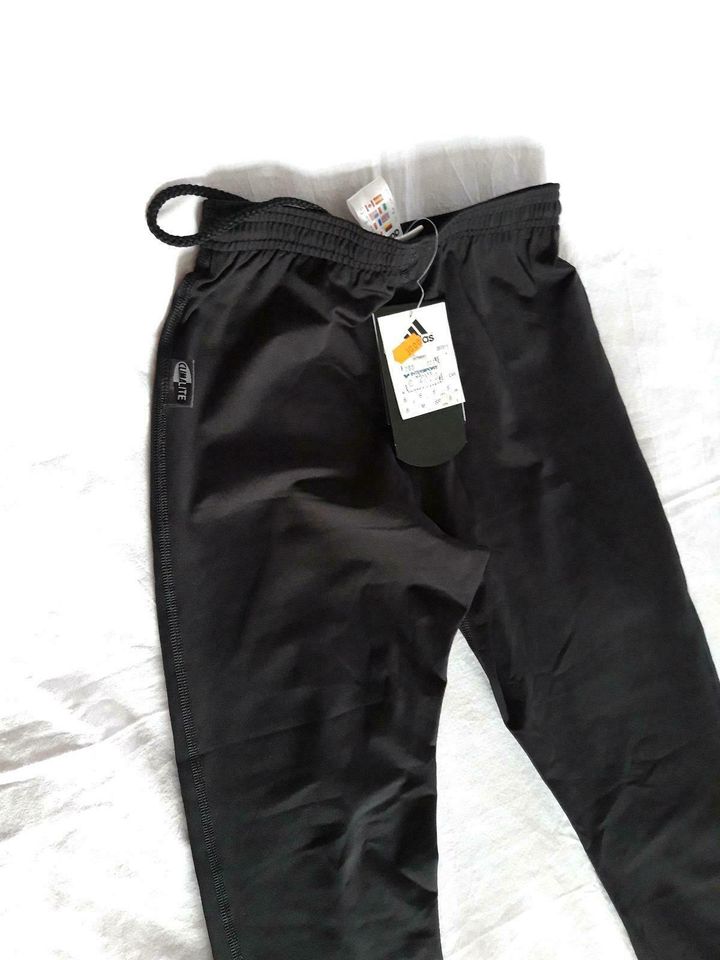 NEU! Damenleggins ADIDAS Schwarz Gr.S in Weimar