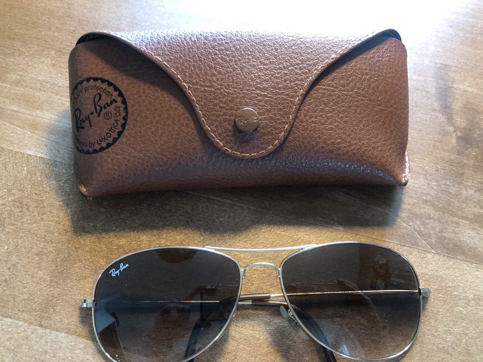 Ray Ban Sonnenbrille Damen top in Essen