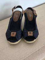Sandalen  / Keilabsatz Gr.38 Bayern - Augsburg Vorschau