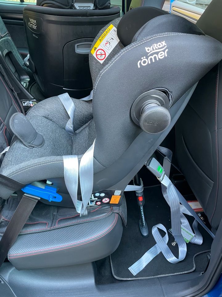 Römer Britax Max Way Plus Kindersitz Autositz rückwärts Isofix in Eitorf
