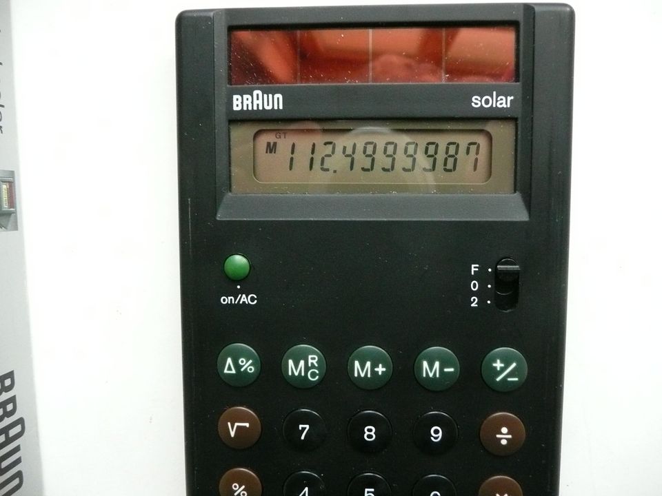 Braun Rechner 4777 Solar  Orig.-Verpackung u. Beschreibung in Trittau