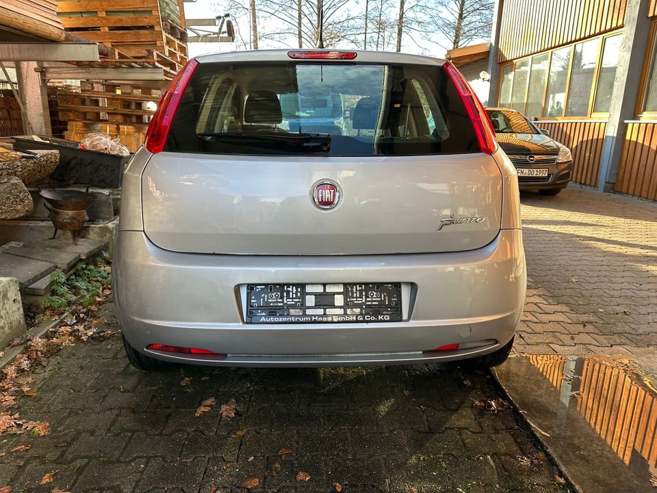 Fiat Grande Punto Unfallauto in Bermatingen