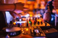 DJ gesucht? Dann buche die smarte Disco mit DJ Pit! Bochum - Bochum-Wattenscheid Vorschau