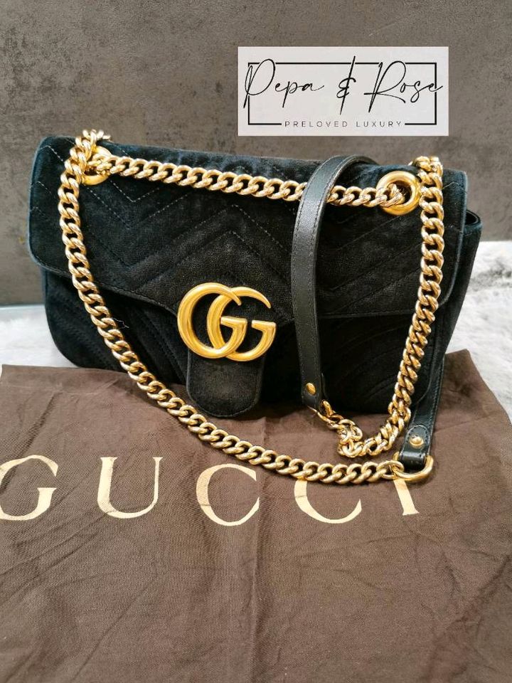 Gucci GG Marmont camera bag Samt Velvet Tasche schwarz in München