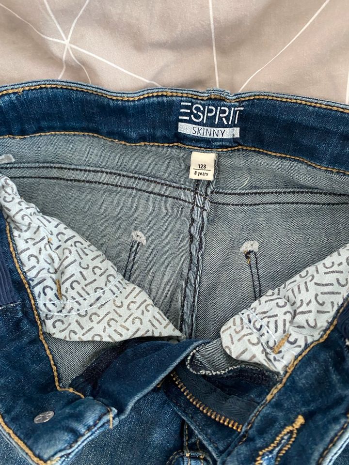 Esprit Jeans Gr. 128 skinny in Löhne
