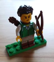 LEGO Minifigur ideas083 Jägerin mit Bogen 21325 Brandenburg - Ortrand Vorschau