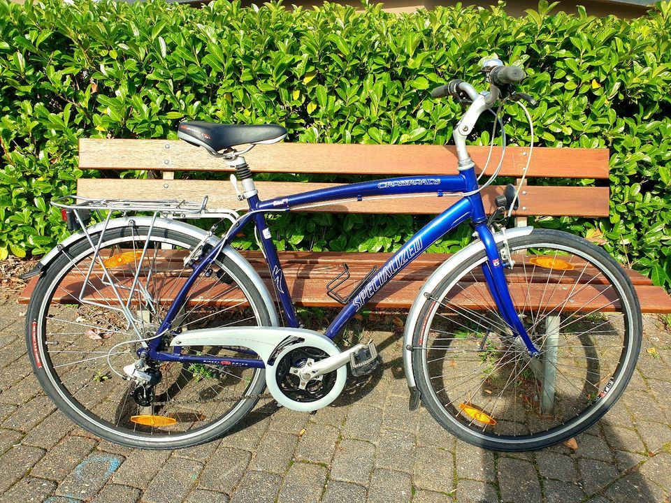 Fahrrad Herren 28 Zoll Specialized City blau Stadt neuwertig in Konz