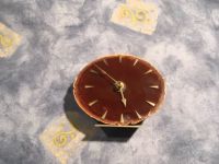 Edelstein-Uhr in schönem Design, Top Zustand, hochwertig Hessen - Limburg Vorschau