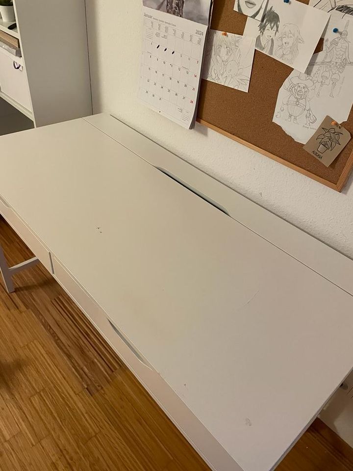 ALEX Schreibtisch, weiß, 132x58 cm in Böblingen
