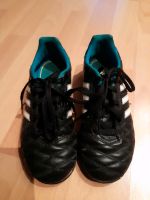 Fussballschuhe von Adidas Gr. 32 Nordrhein-Westfalen - Mülheim (Ruhr) Vorschau