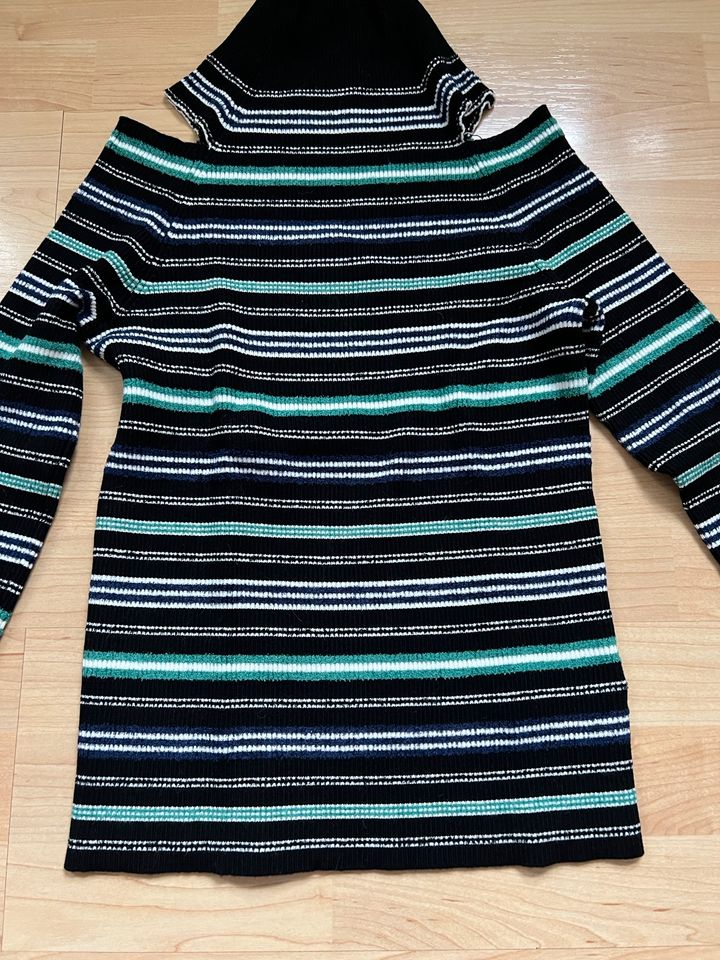 Pullover von Calvin Klein Jeans,Gr.S,Neuwertig,schwarz/gestreift in Sprockhövel