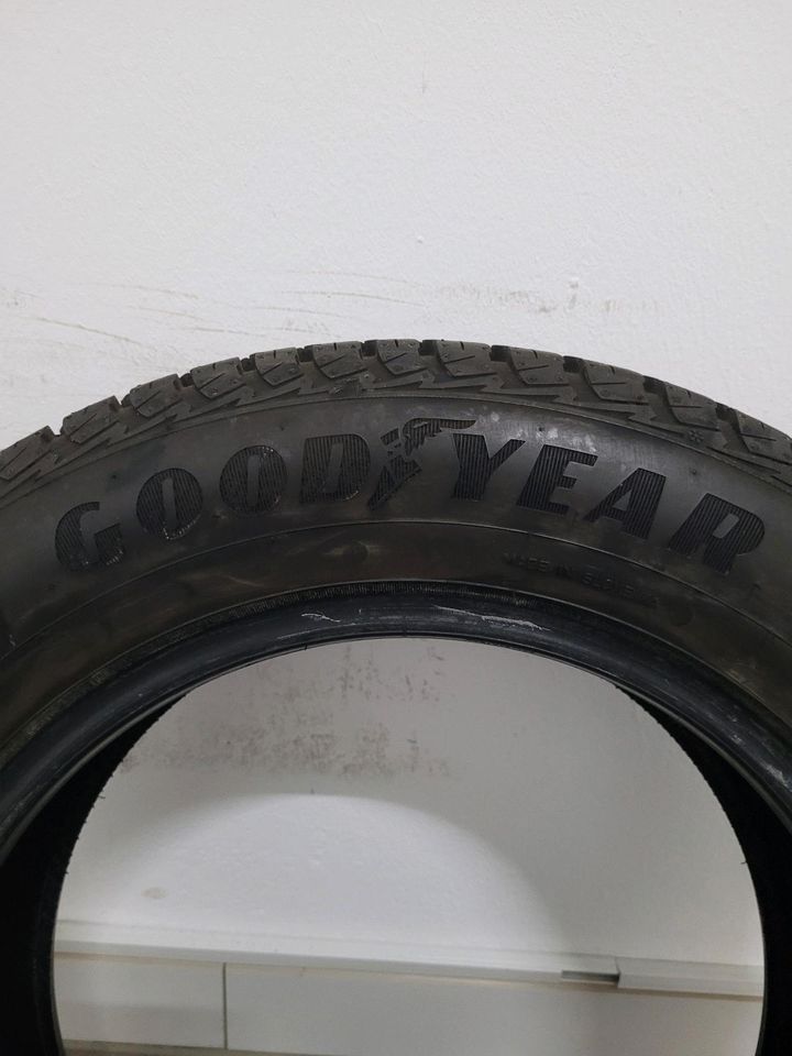 1 x Allwetterreifen 185 65 R15 GOODYEAR 8mm 2019 in Wuppertal