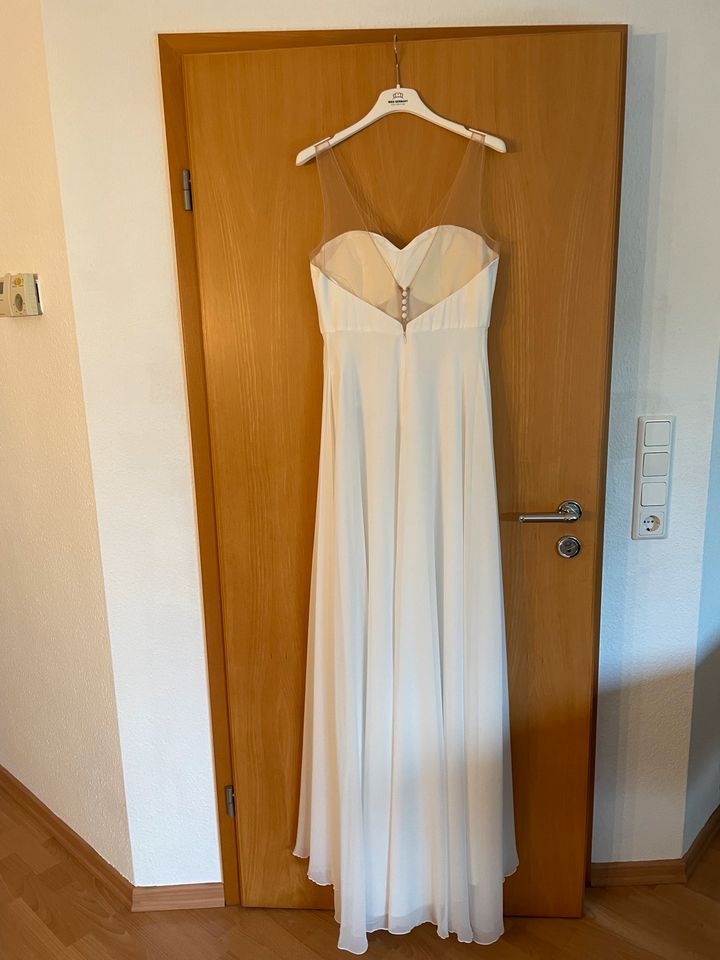 Brautkleid / Hochzeitskleid ungetragen und nicht umgeändert in Bad Bentheim
