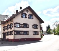 Gelegenheit - historisches Haus mit gepflegtem Garten und 2 Garagen direkt im Zentrum von Oberreute Bayern - Oberreute Vorschau