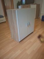 Ein Schrank Niedersachsen - Wilhelmshaven Vorschau