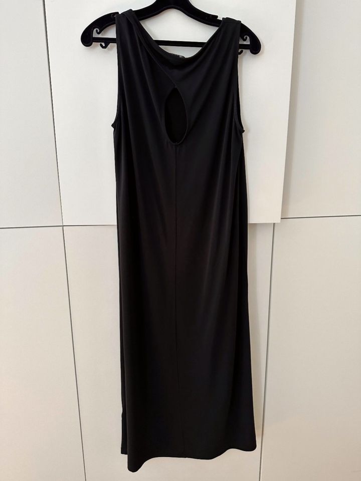 COS Damen Kleid mit Cutout, Gr. M, Jersey schwarz in München