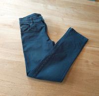 ❤️ Jeans Hose Stretch Fit dunkelblau H&M Gr. 128 Stuttgart - Stuttgart-West Vorschau