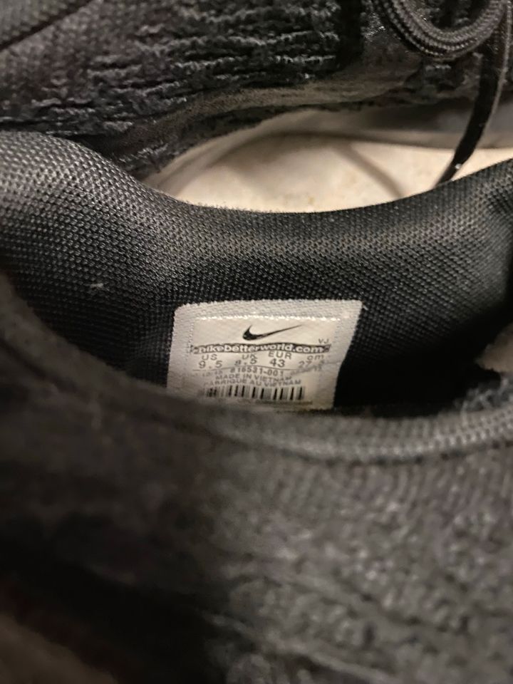 Herren Nike Schuhe  Gr. 43 in Schmelz