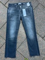 Closed Jeans Starlet, Grau, W26, neu mit Etikett Schleswig-Holstein - Ahrensburg Vorschau