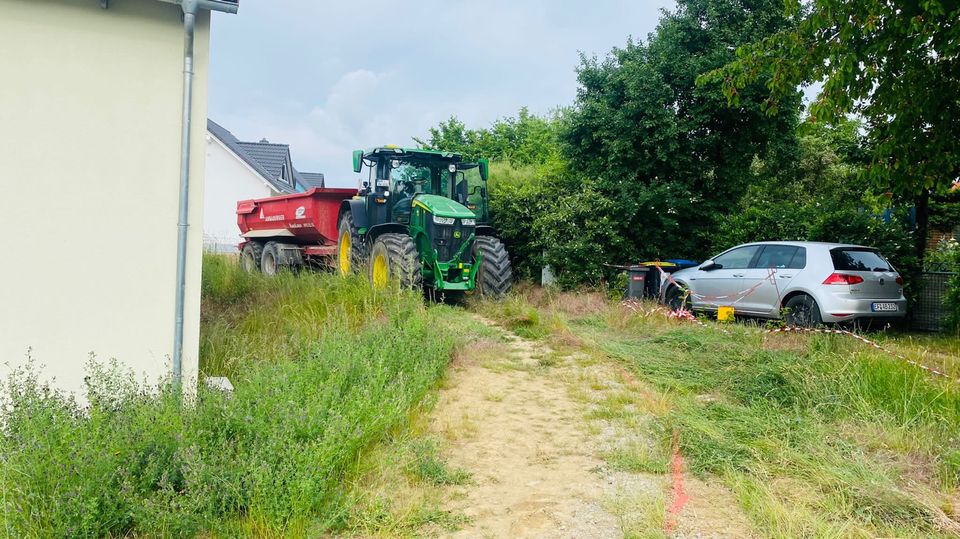 Baugrube Schüttgüter Tiefbau Abriss Zisterne Hausanschlüsse in Weiden b Weimar Thür