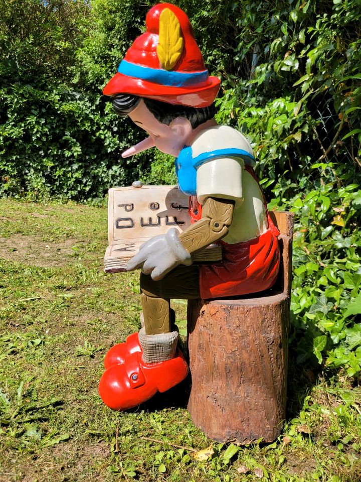 Garten Figur Deko Pinocchio in Frankfurt am Main