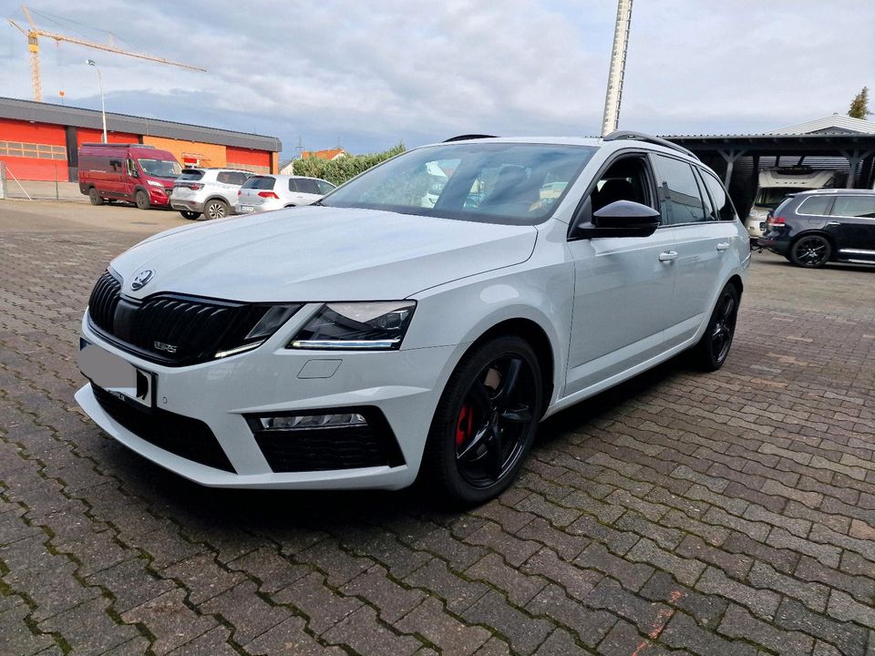 Skoda Octavia RS DSG Kombi 2.0tfsi in Sailauf