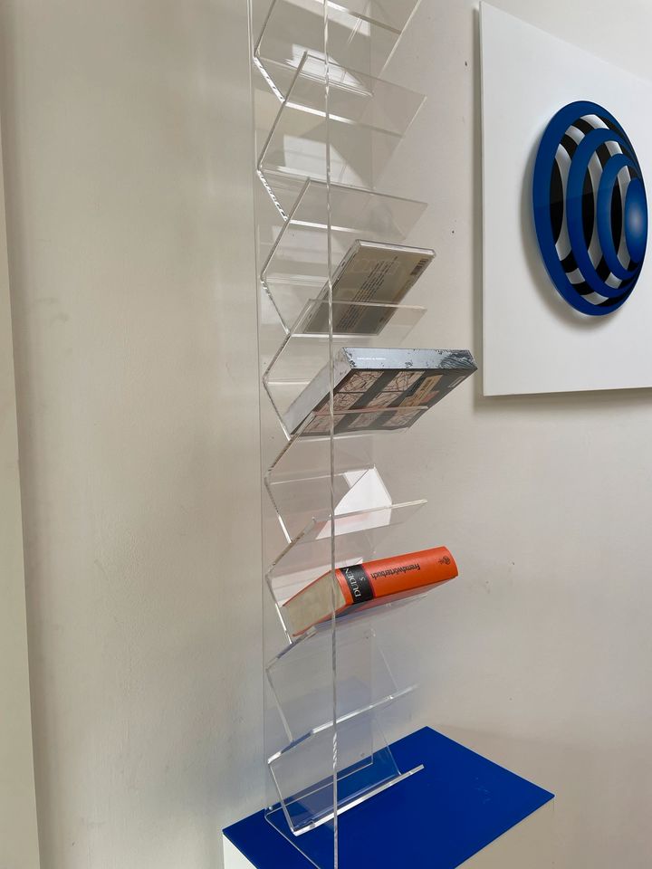 Bücherregal Plexiglas Acrylglas neu in Isernhagen