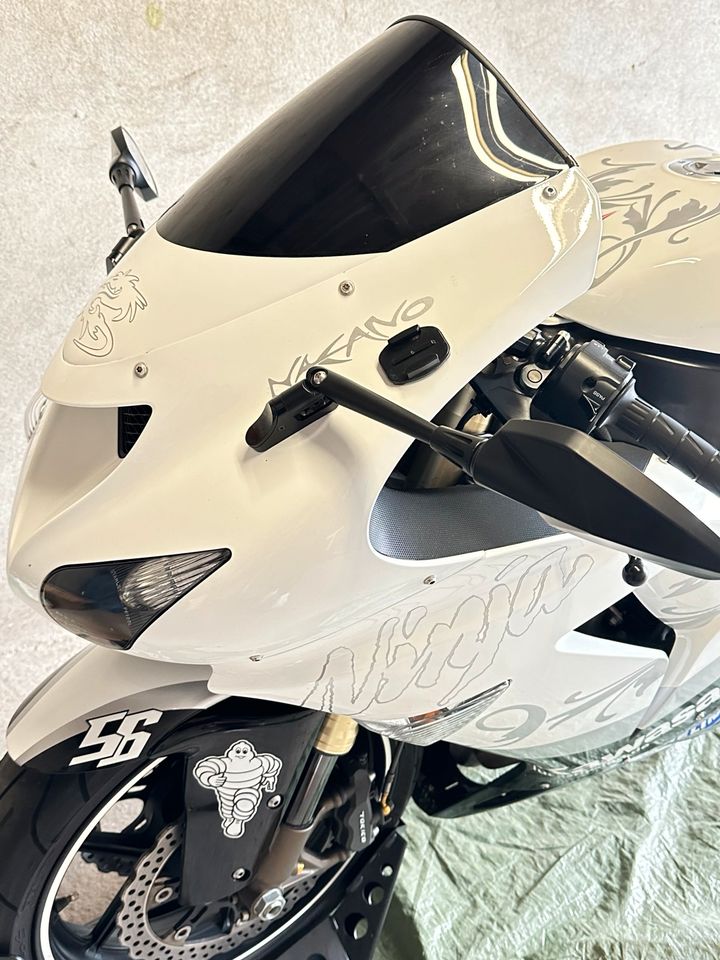 Kawasaki Ninja Zx10R weiß (Nakano Design selten) in Mendig