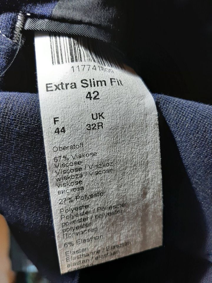 Konfirmationsanzug Digel dunkelblau Größe 42/44 Slim fit in Bad Salzdetfurth