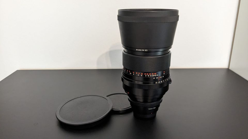 Zeiss Sonnar 2,8/180 MC PENTACON Objektiv Camera Lens mit Adapter in München