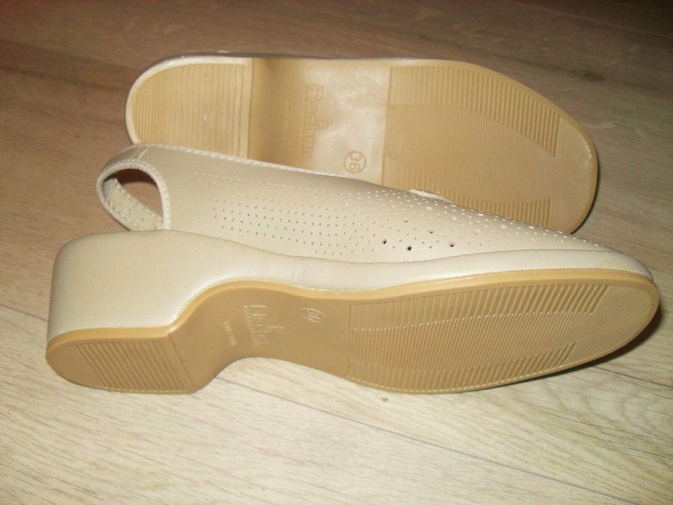 Neu,Fischer original california, 35 / 36 Sandalette, Pumps,Schuhe in Winsen (Aller)