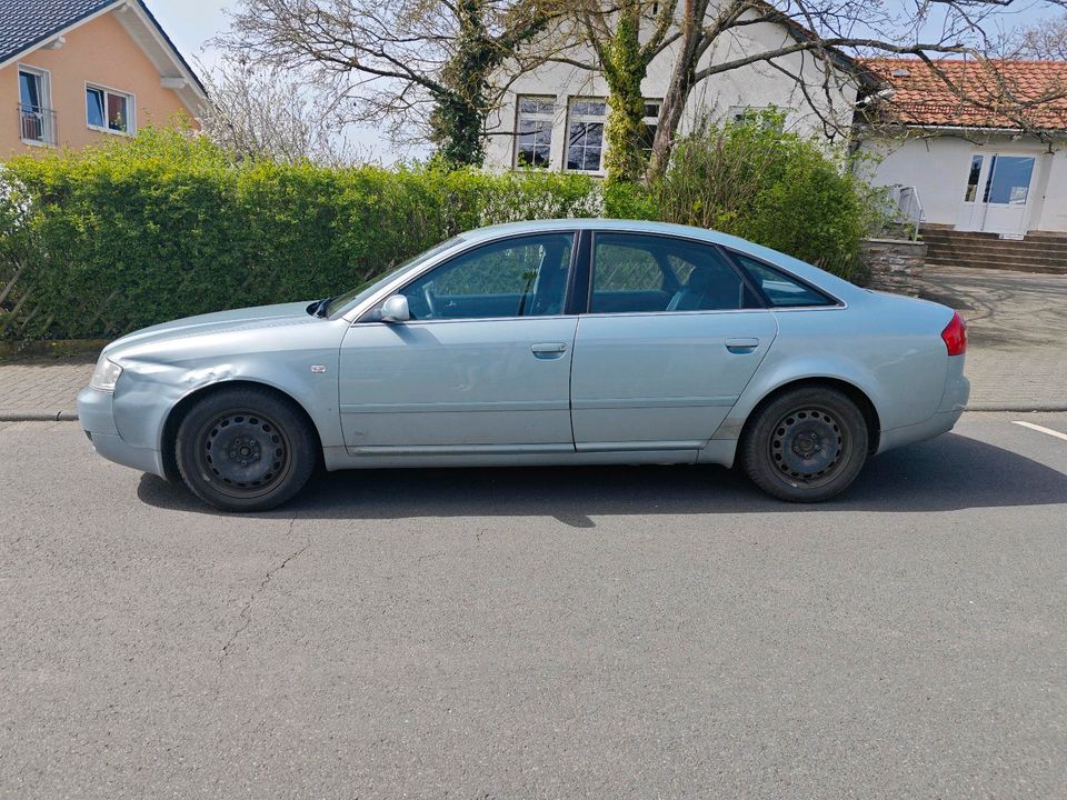 Audi A6 Limousine V6 2,4l in Haiger